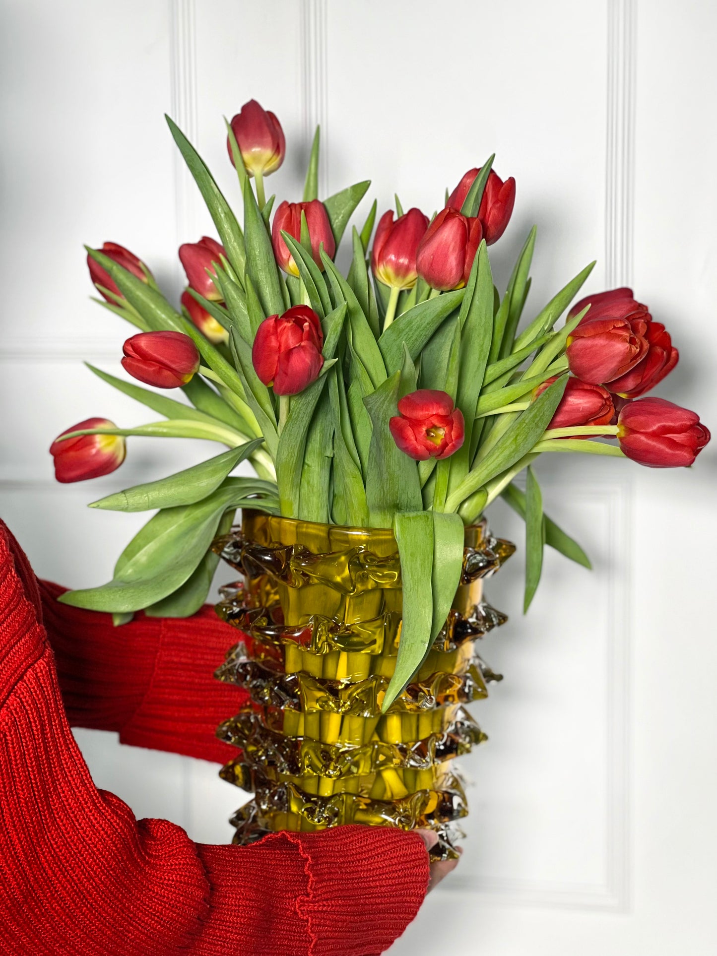 VASO DE MURANO SPARKLER AMBER COM 40 TULIPAS HOLANDESAS