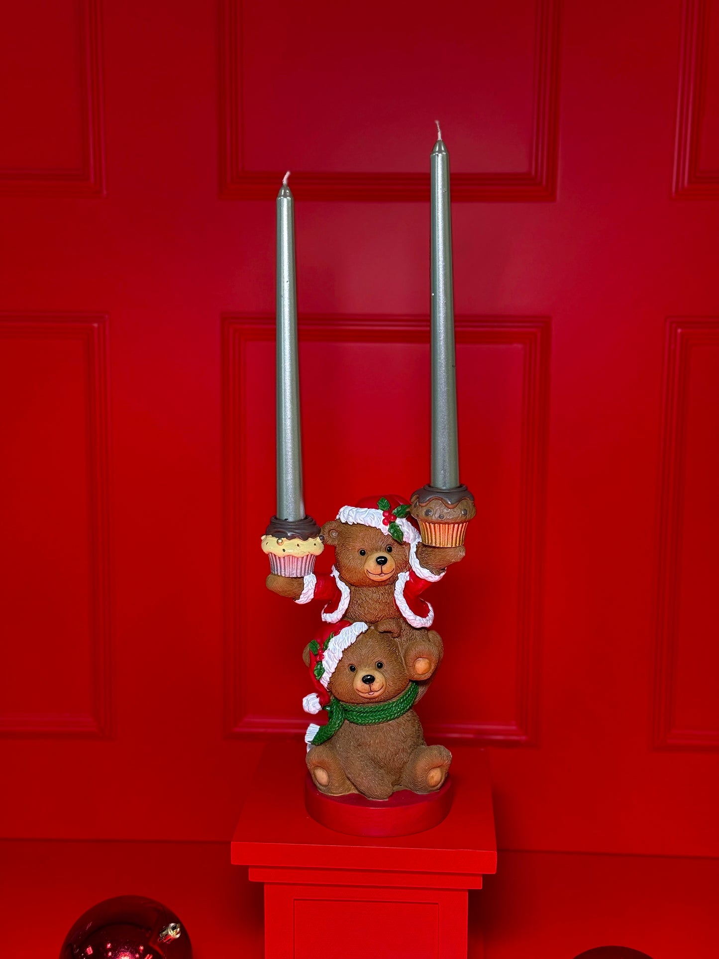 CANDELABRO COM DOIS URSOS E CUPCAKES