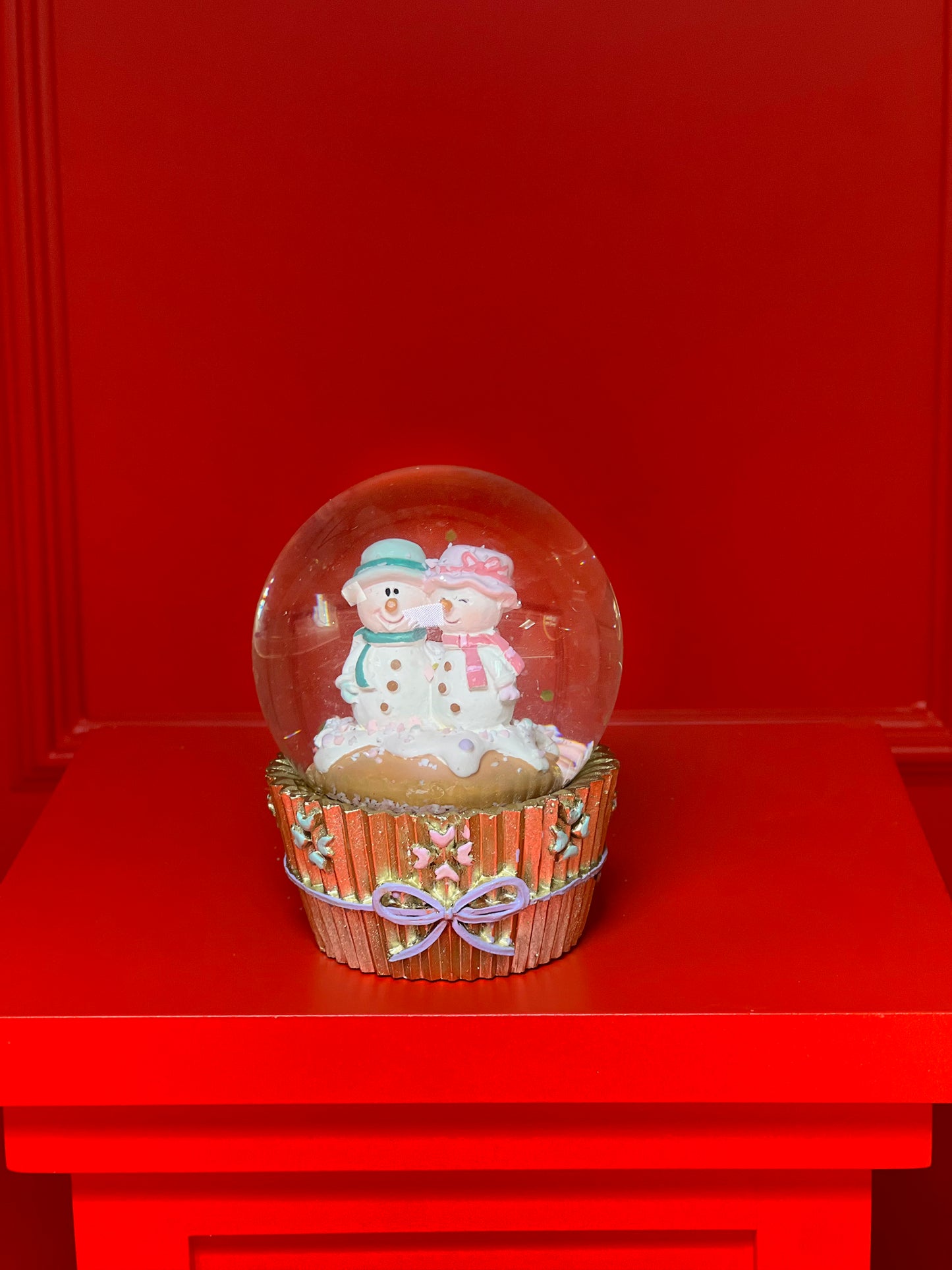 GLOBO DE NEVE COM BONECOS DE NEVE
