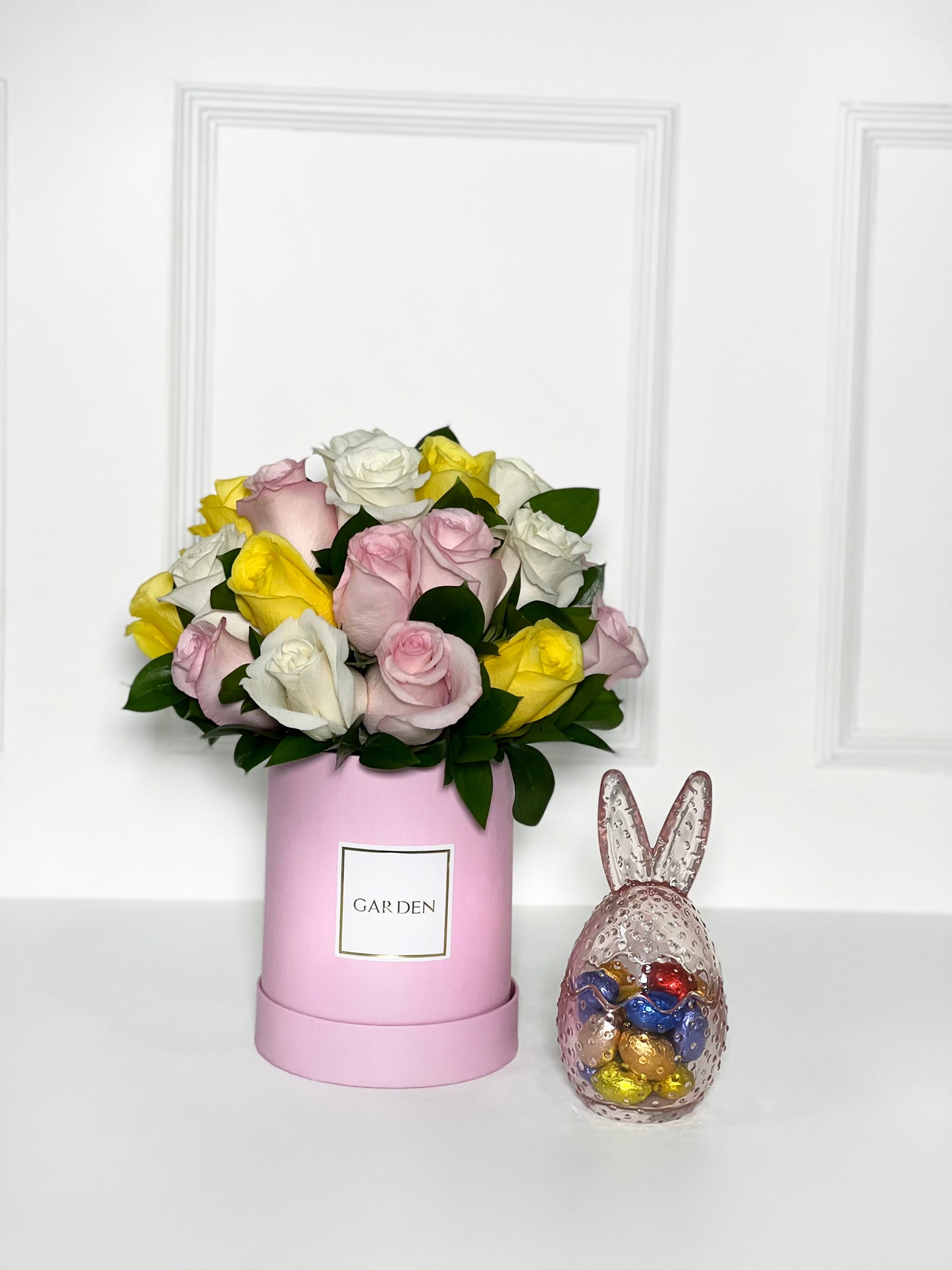 BOX CLASSIC DOROTHY LIGHT PINK COM EGG EASTER COM ORELHAS PINK