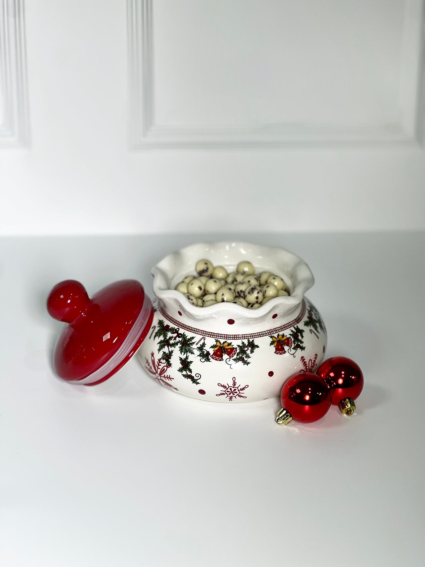SACO NATALINO DE PORCELANA COM RICEBALL DE STRACIATELLA 500G