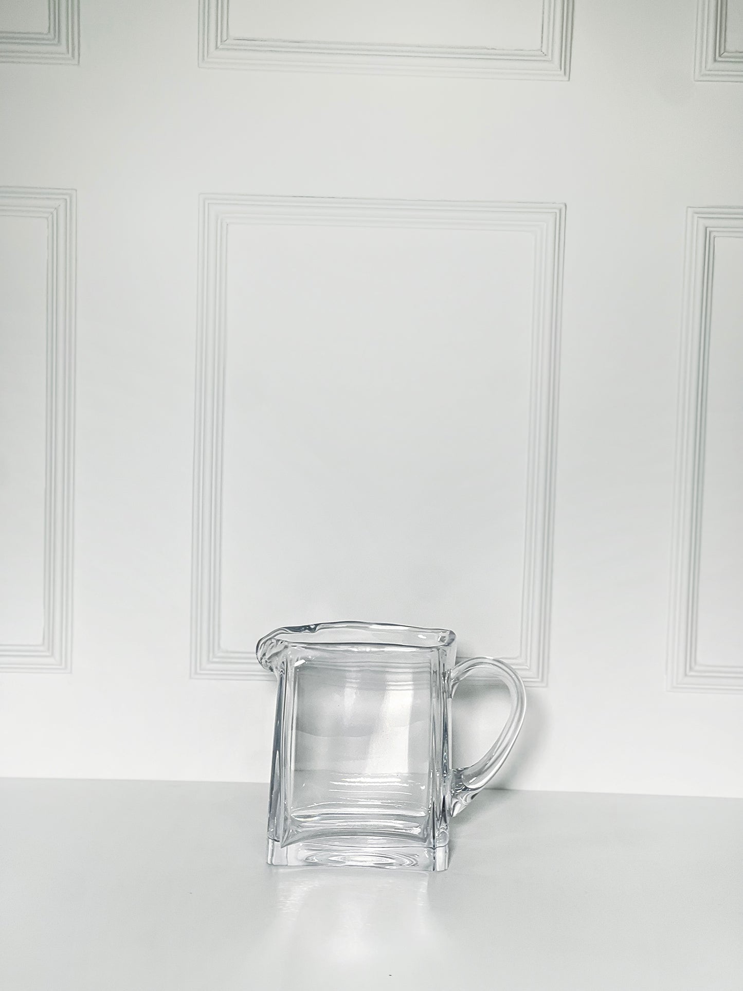 VASO QUADRADO EM FORMATO DE JARRA