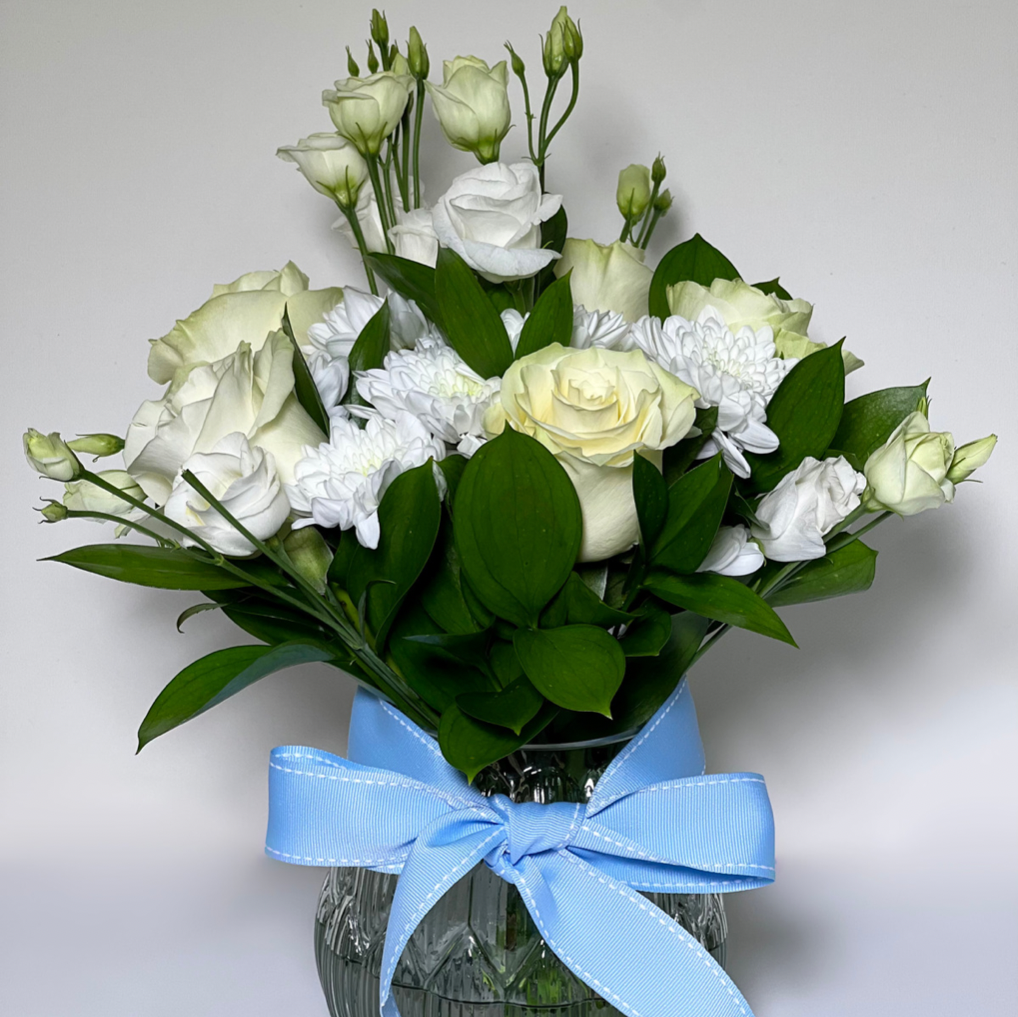 Bouquet Baby Blue Com Vaso de Cristal