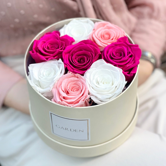 BOX COM ROSAS PRESERVADAS