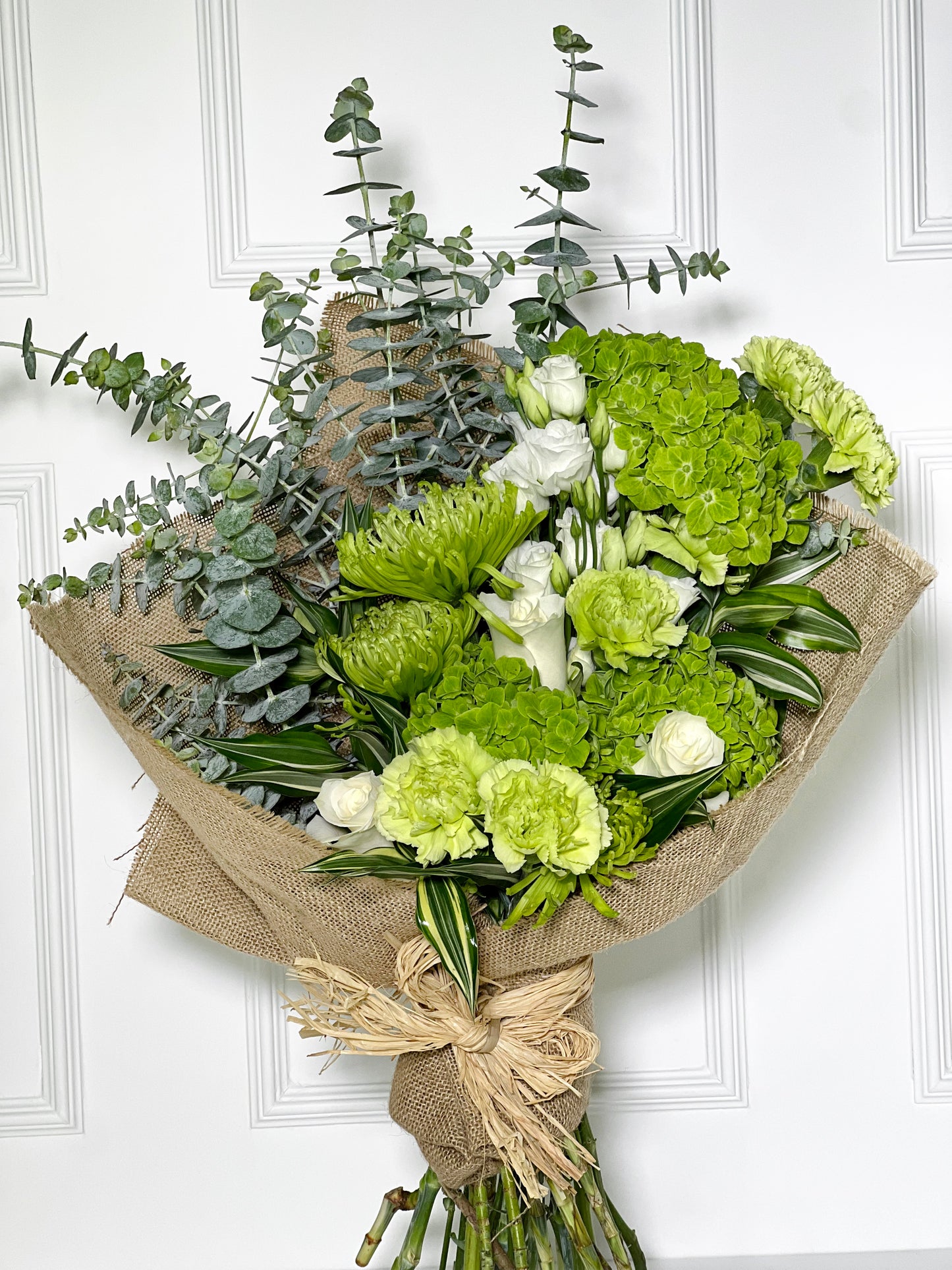BOUQUET CAMPESTRE GREEN COM JUTA DE LINHO CRU