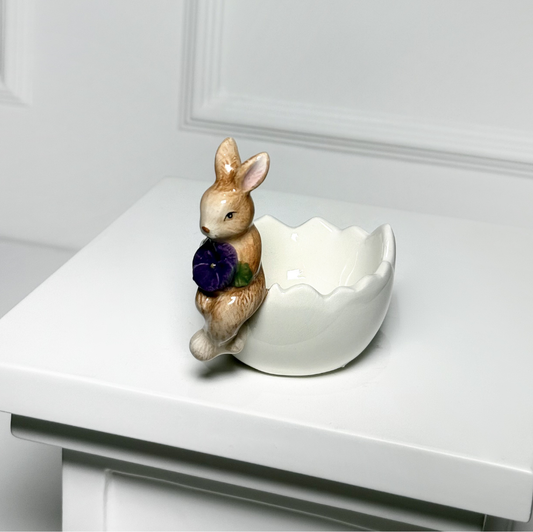 Porta-Ovos Decorativo com Coelhinho