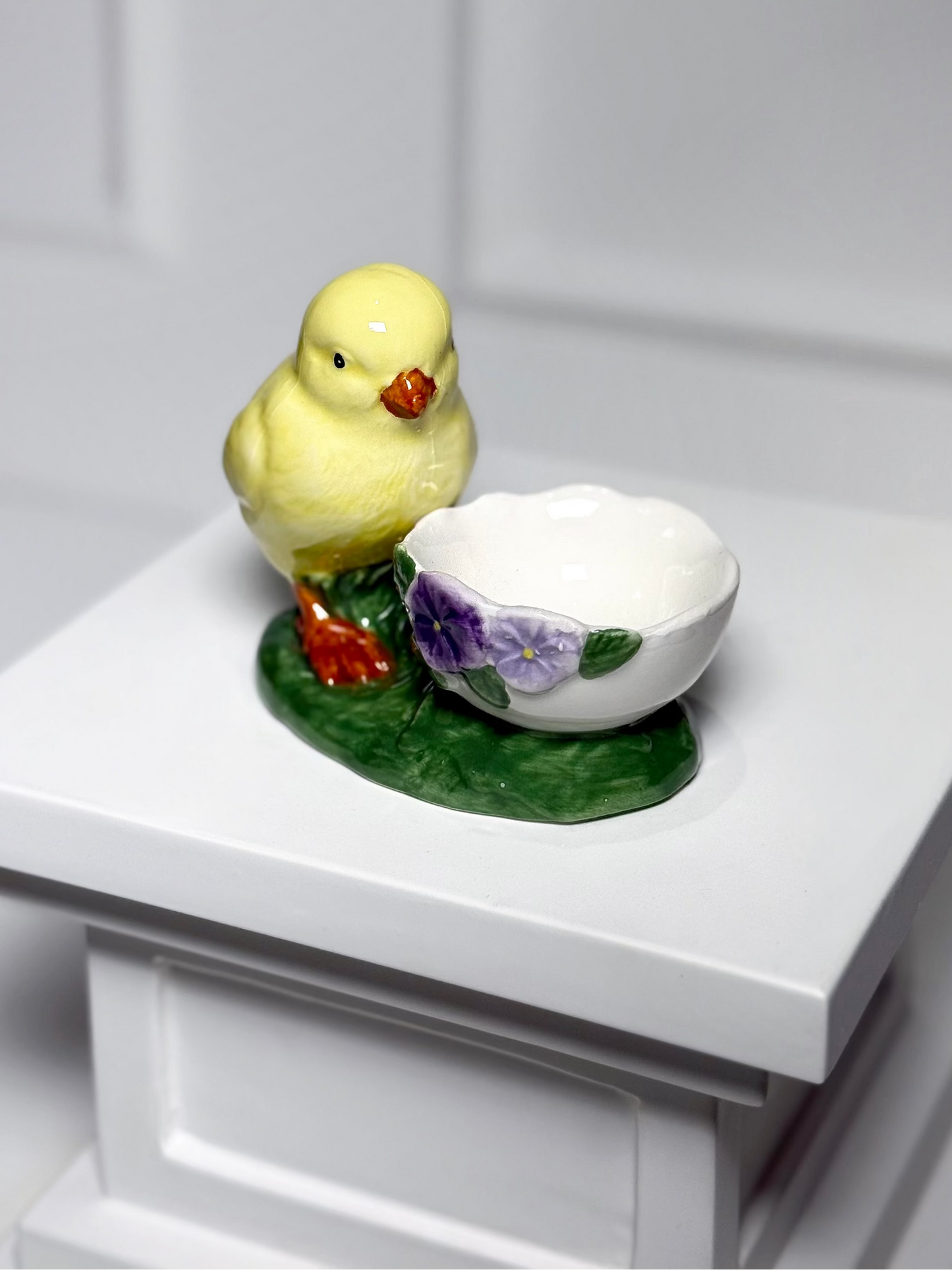 Porta-Ovos Decorativo com Passarinho