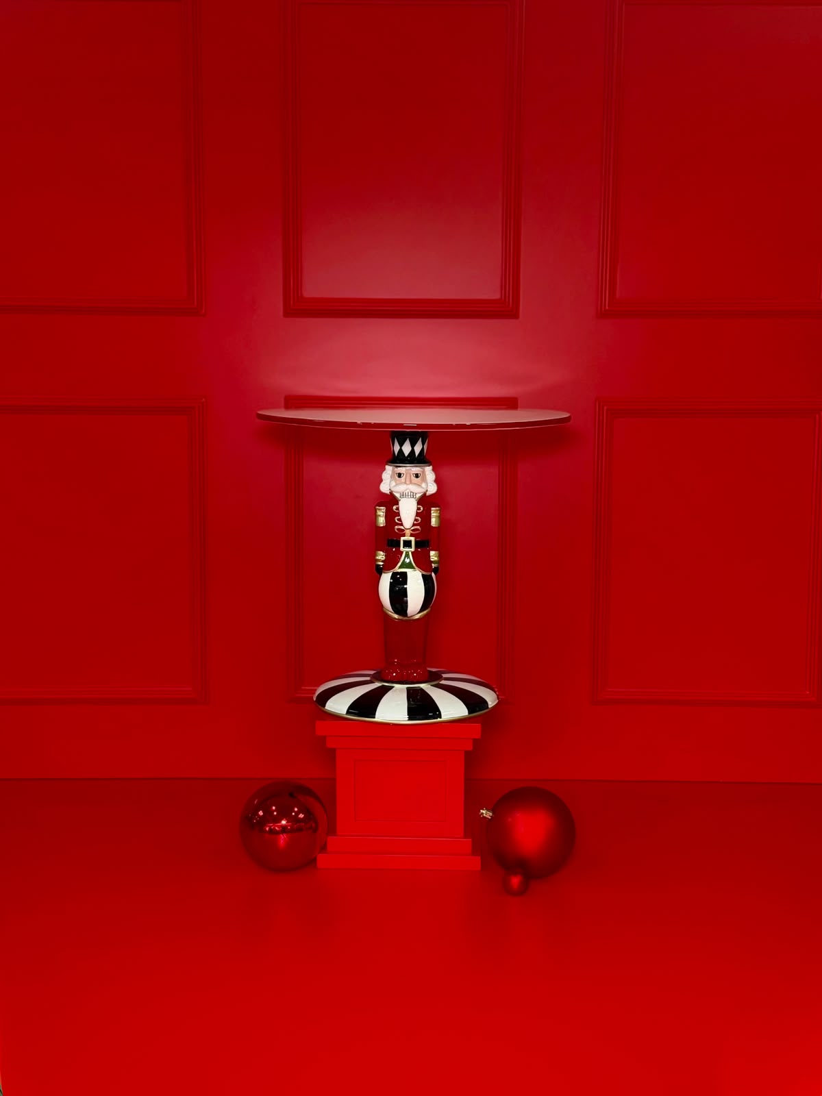 PRATO DECORATIVO QUEBRA-NOZES – H 45 CM | CHRISTMAS COLLECTION