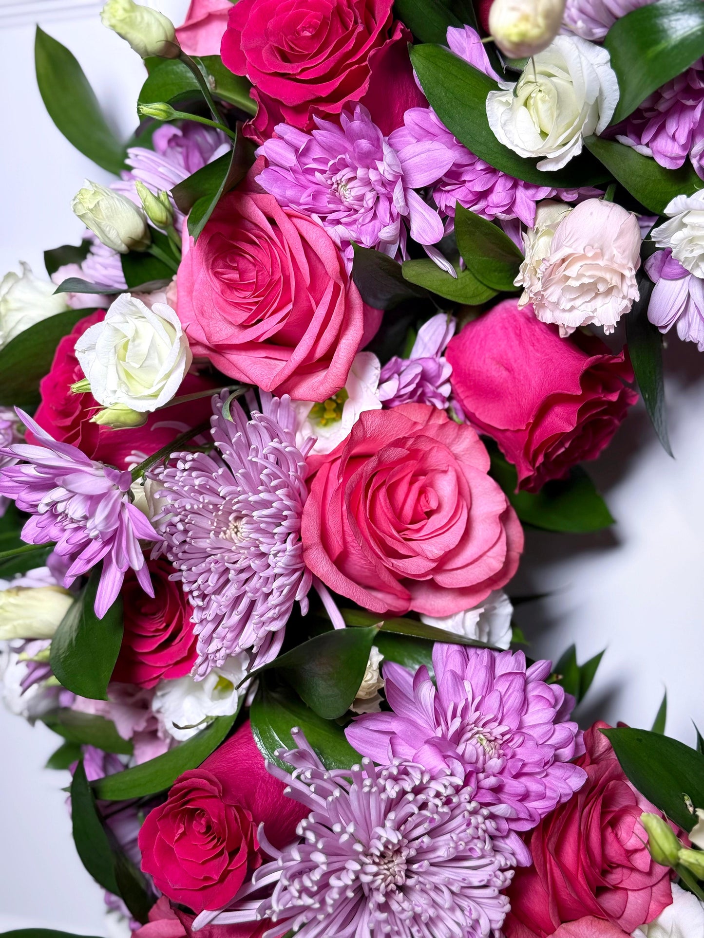 COROA DE FLORES ROSA