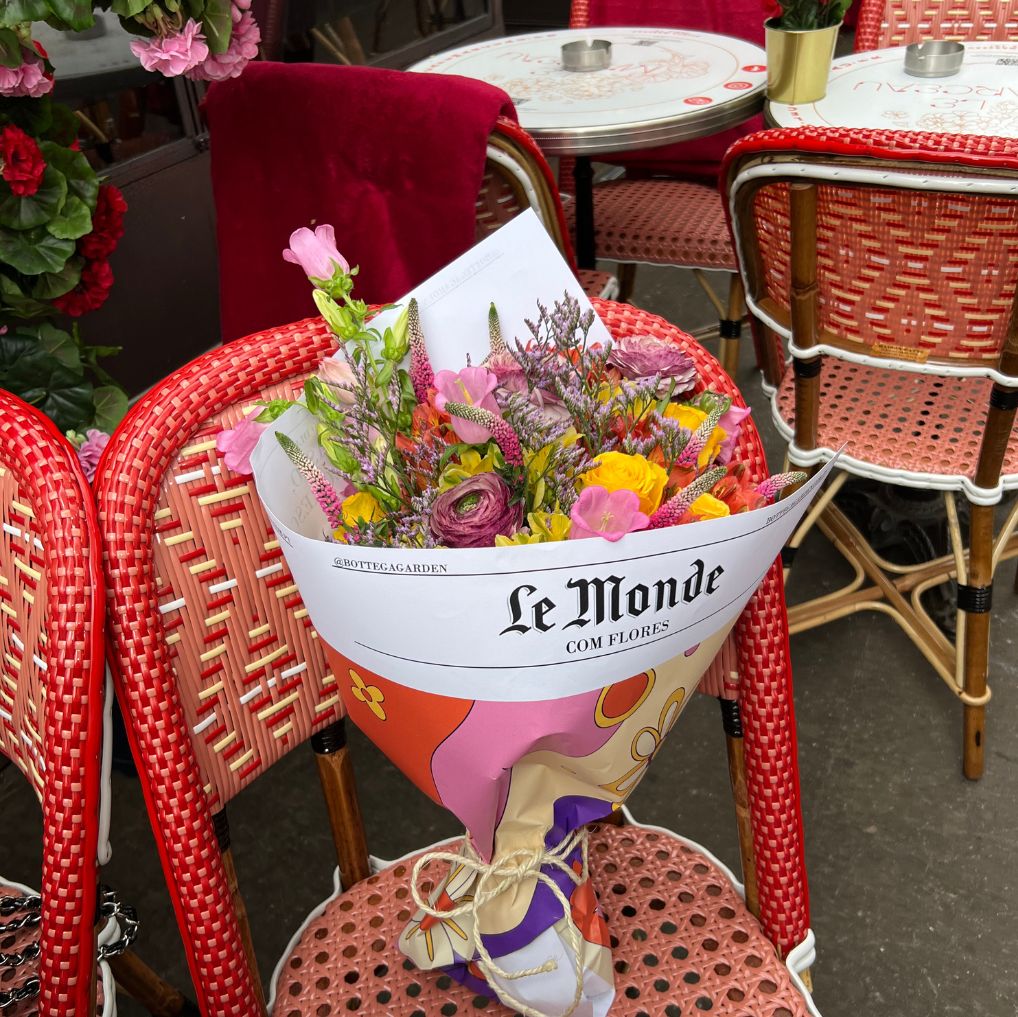 Bouquet Le Monde com Flores