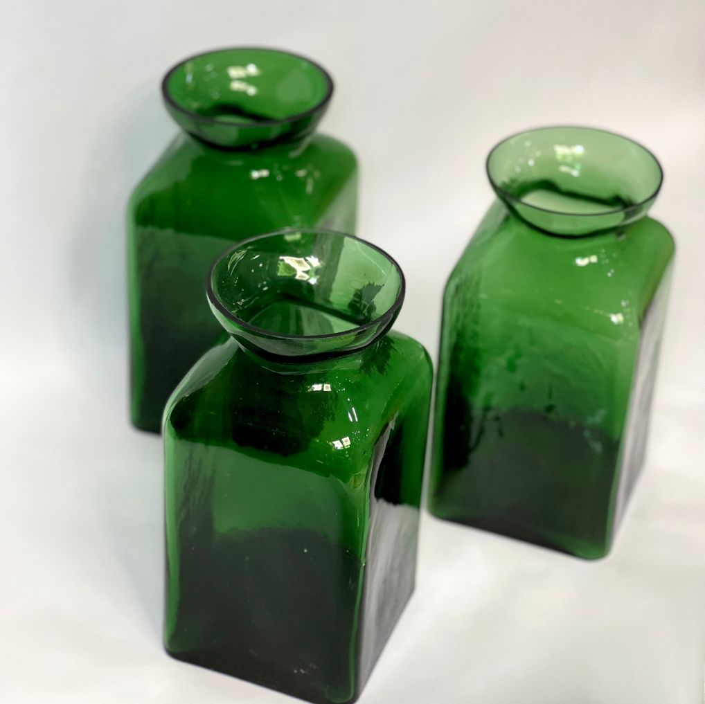 MUSGO VASE